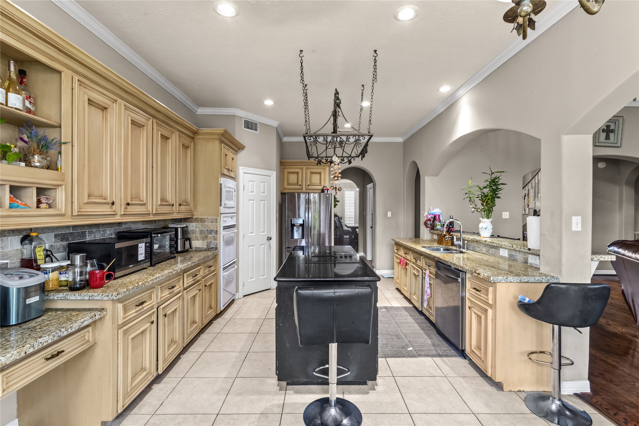 17902 St Emilion Court Spring, TX 77379 - Photo 14 of 35 Kitchen