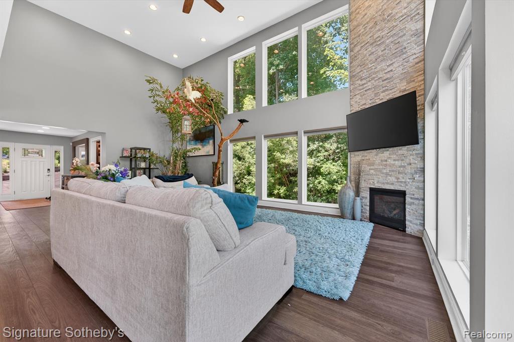 30650 Lahser Road Beverly Hills, MI 48025 - Photo 12 of 93