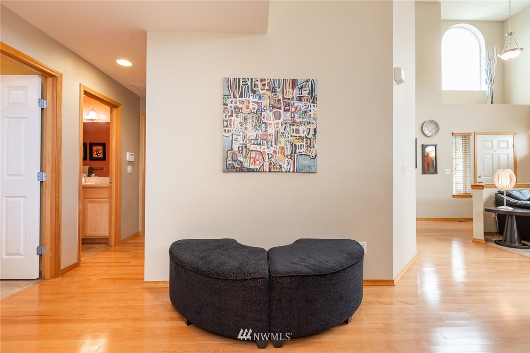 659 Shadow Avenue Northeast Renton, WA 98059 - Photo 12 of 37 a living room with furniture and a couch