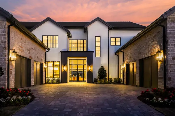 $6,995,000 | 50 Aria Isle Drive, The Woodlands, TX 77380