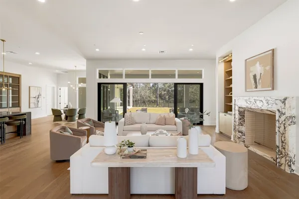 $6,995,000 | 50 Aria Isle Drive, The Woodlands, TX 77380