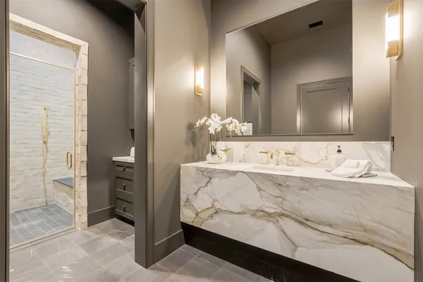 $6,995,000 | 50 Aria Isle Drive, The Woodlands, TX 77380