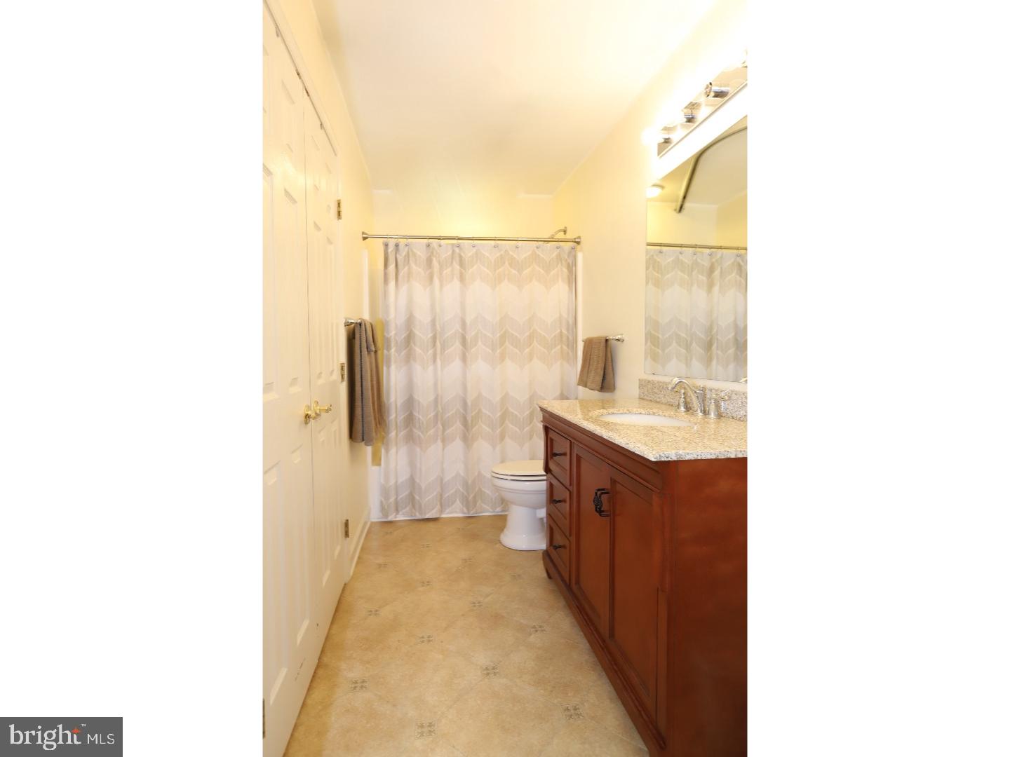 4 East Village Road Newark, DE 19713 - Photo 17 of 20 Bathroom
