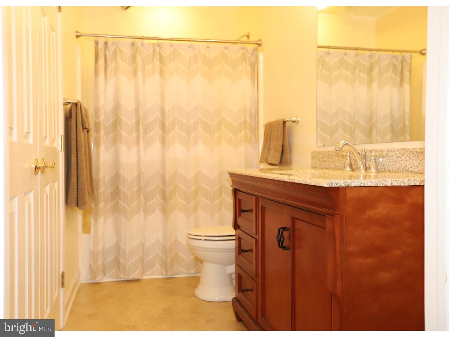 4 East Village Road Newark, DE 19713 - Photo 18 of 20 Bathroom