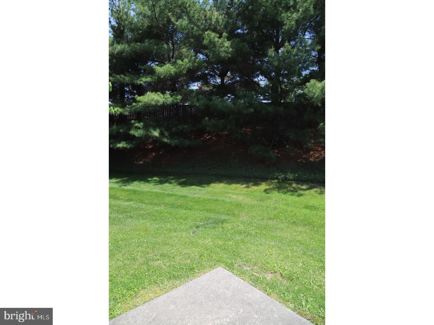 4 East Village Road Newark, DE 19713 - Photo 20 of 20 Patio