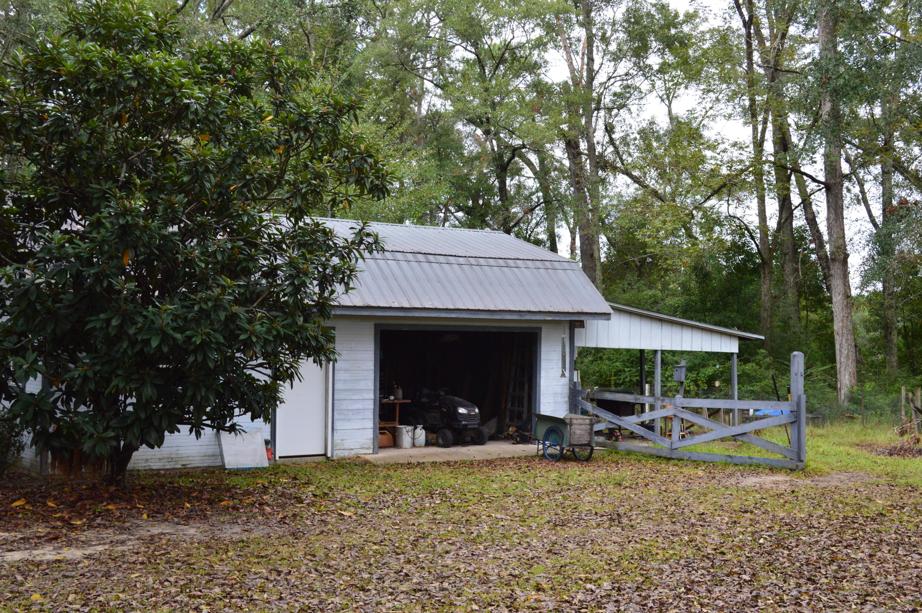 167 Peck Cawthon Road DeFuniak Springs, FL 32435 - Photo 34 of 48 DSC_0152