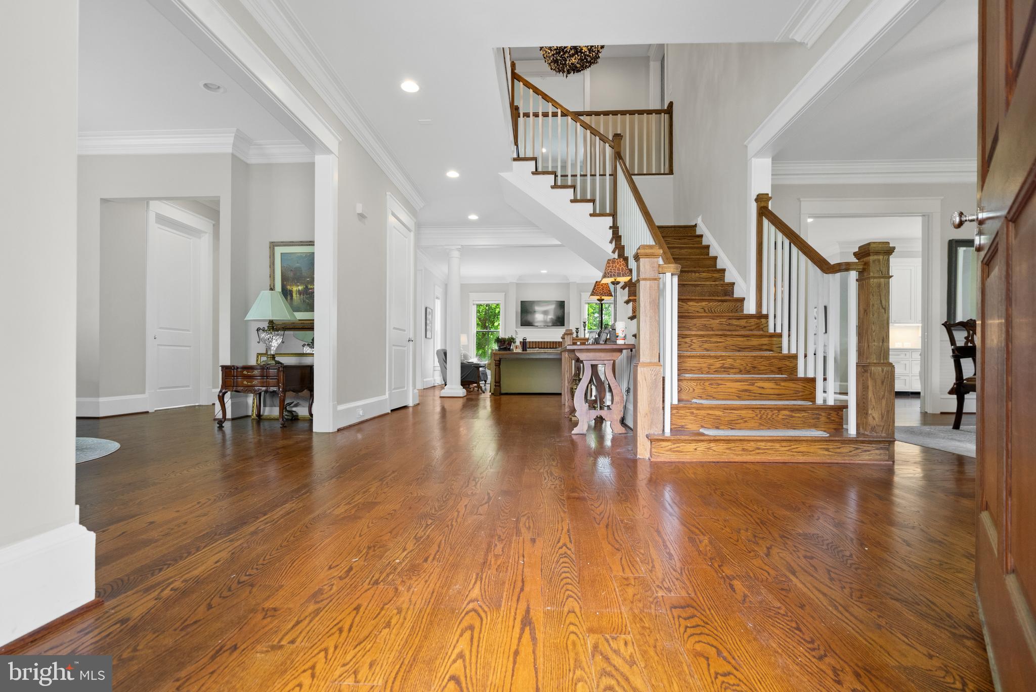 2436 Ridge Rd Drive Alexandria, VA 22302 - Photo 4 of 80 Entry Foyer
