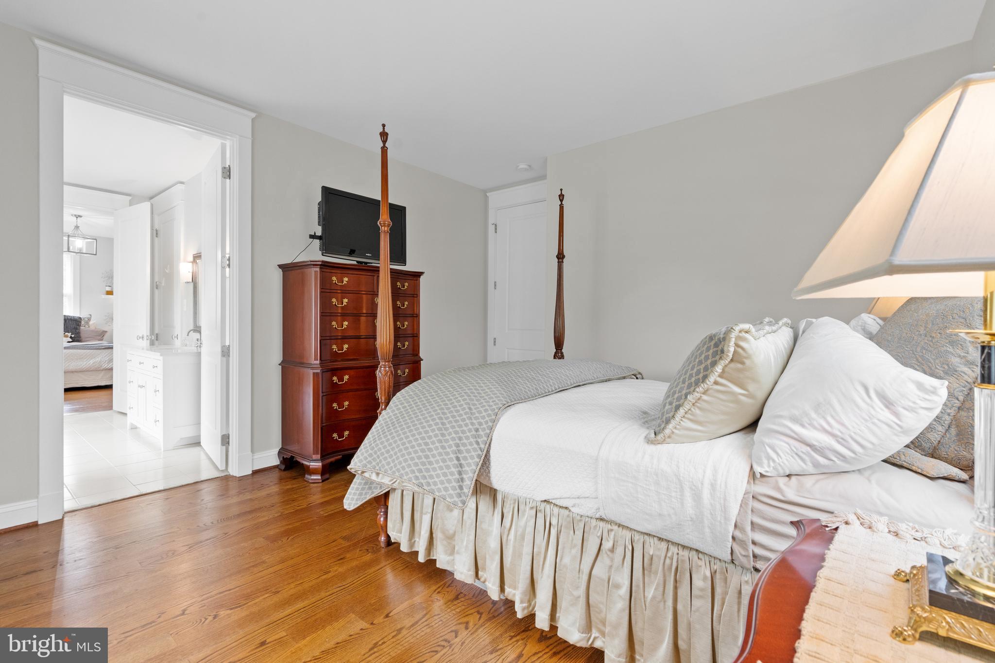 2436 Ridge Rd Drive Alexandria, VA 22302 - Photo 48 of 80 Bedroom 3