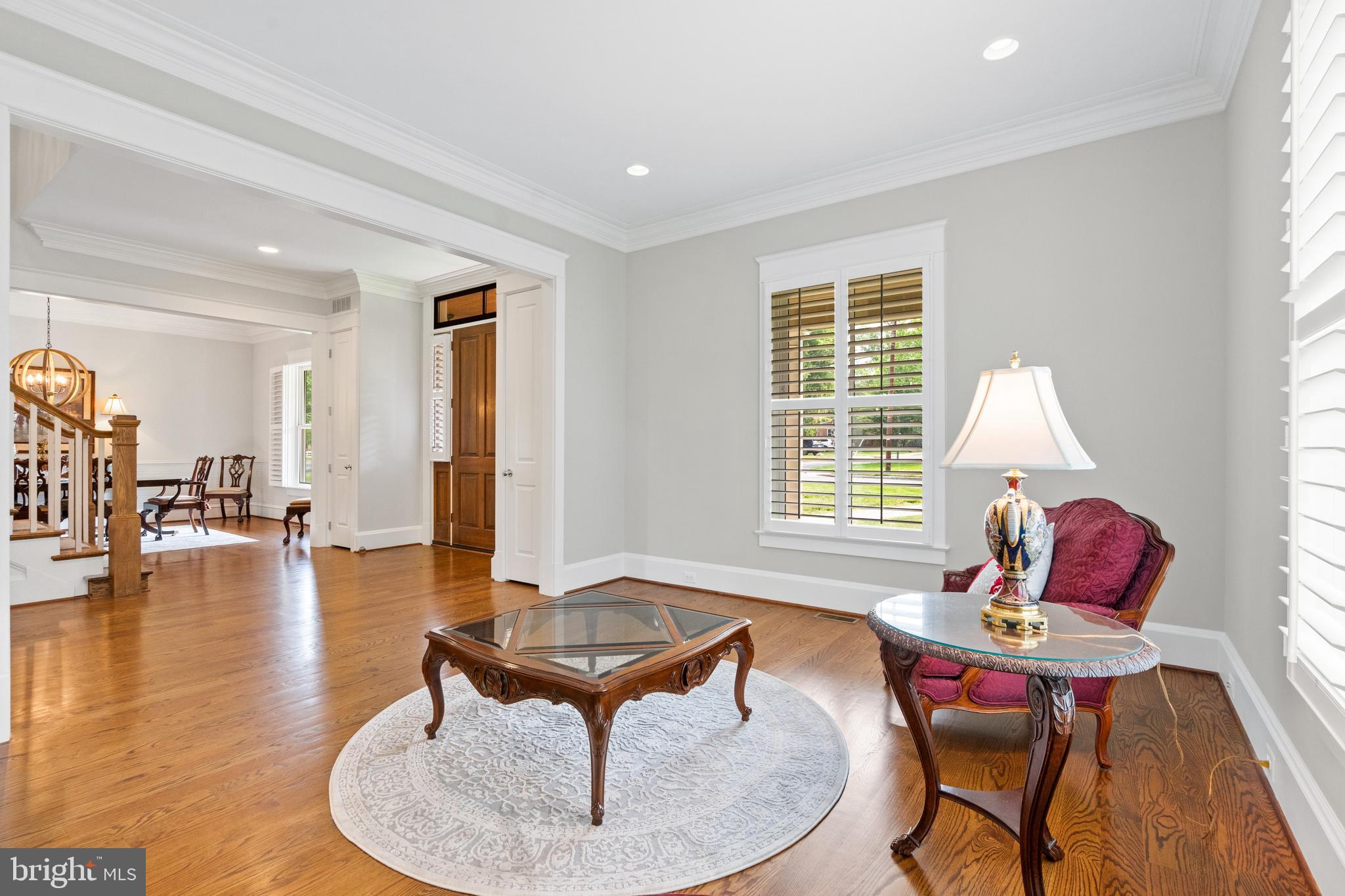 2436 Ridge Rd Drive Alexandria, VA 22302 - Photo 5 of 80 Entry/Sitting Area