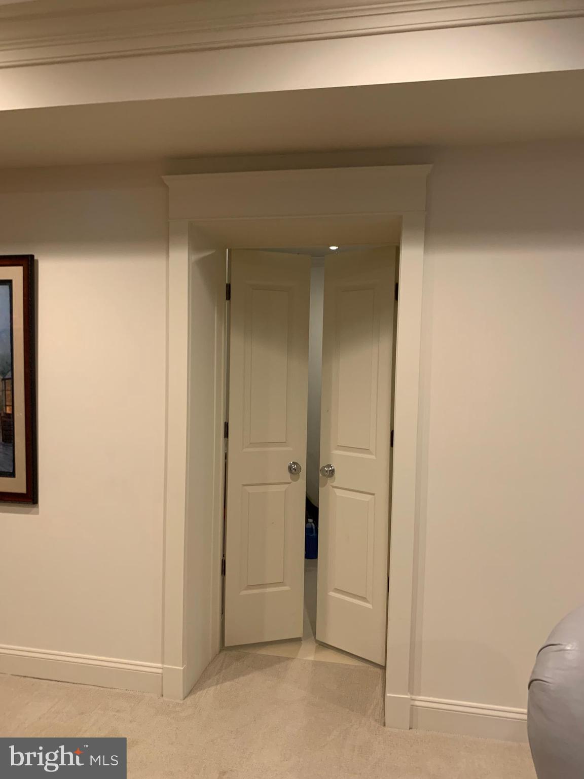 2436 Ridge Rd Drive Alexandria, VA 22302 - Photo 60 of 80 Walk-in storage area, could be a wine room