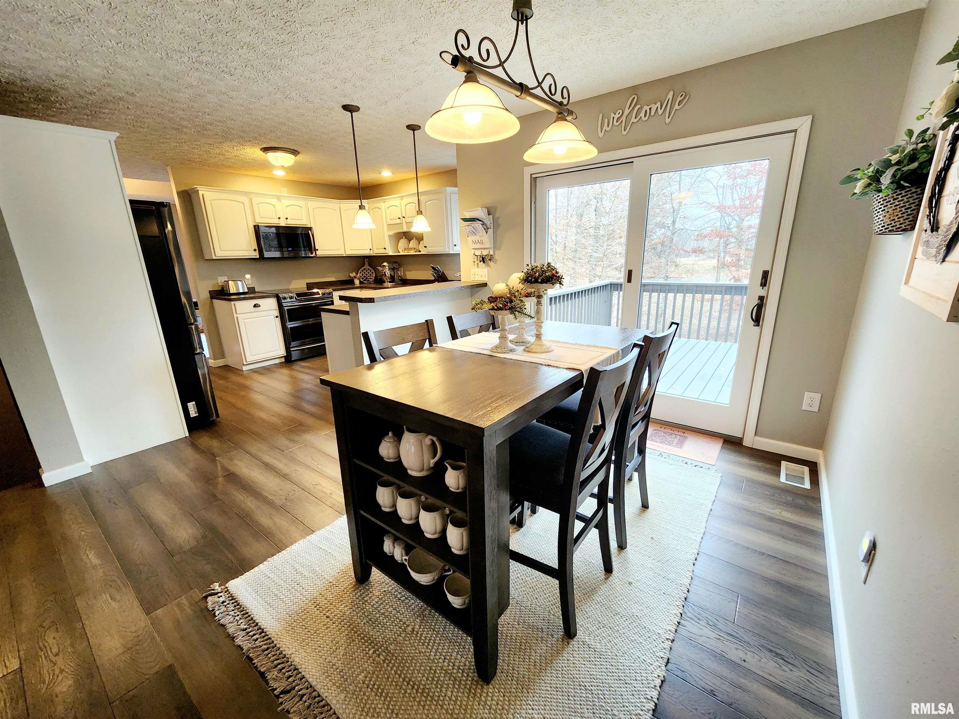 2004 North Woods Place Mount Vernon, IL 62864 - Photo 14 of 57