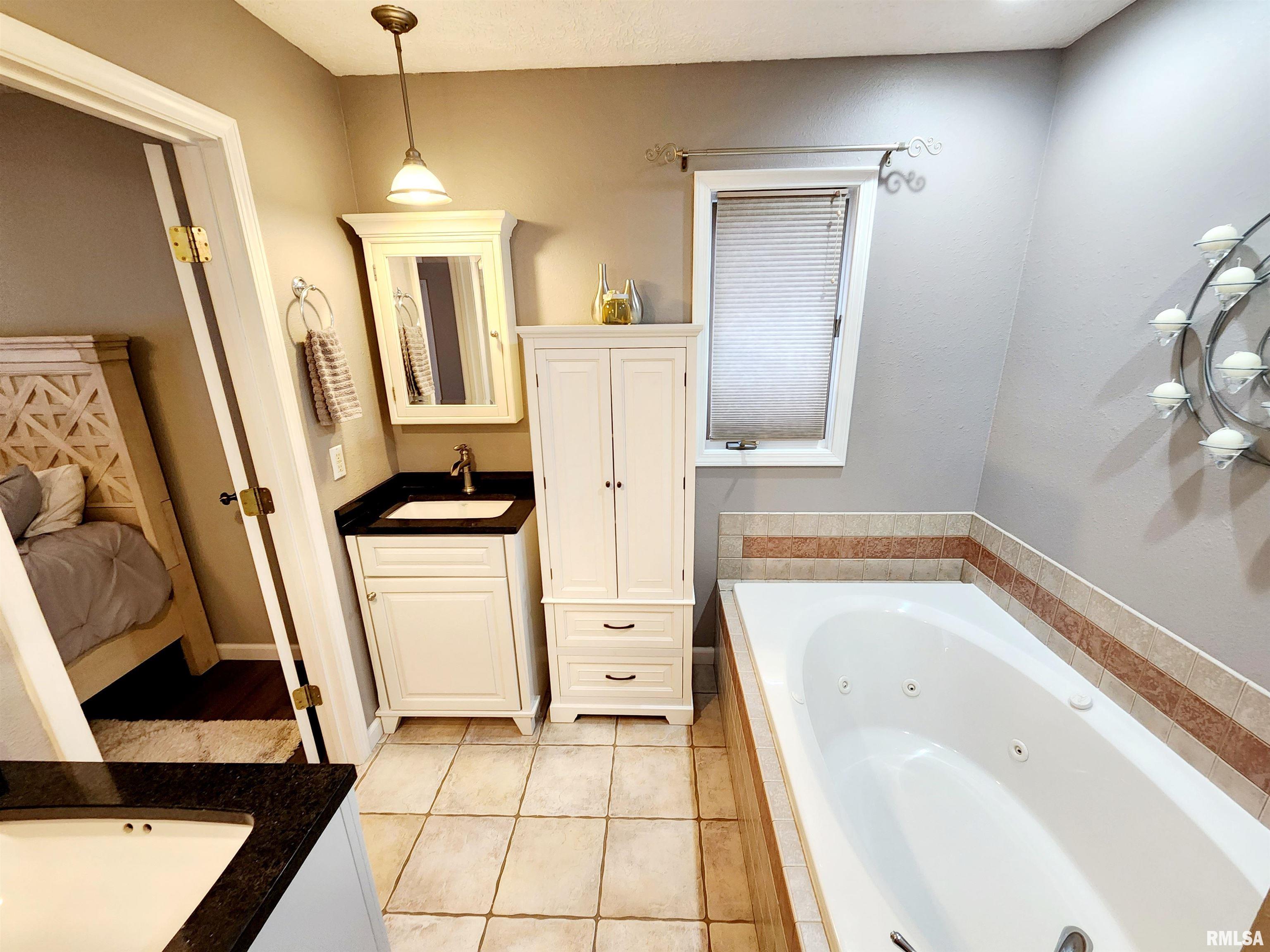 2004 North Woods Place Mount Vernon, IL 62864 - Photo 28 of 57