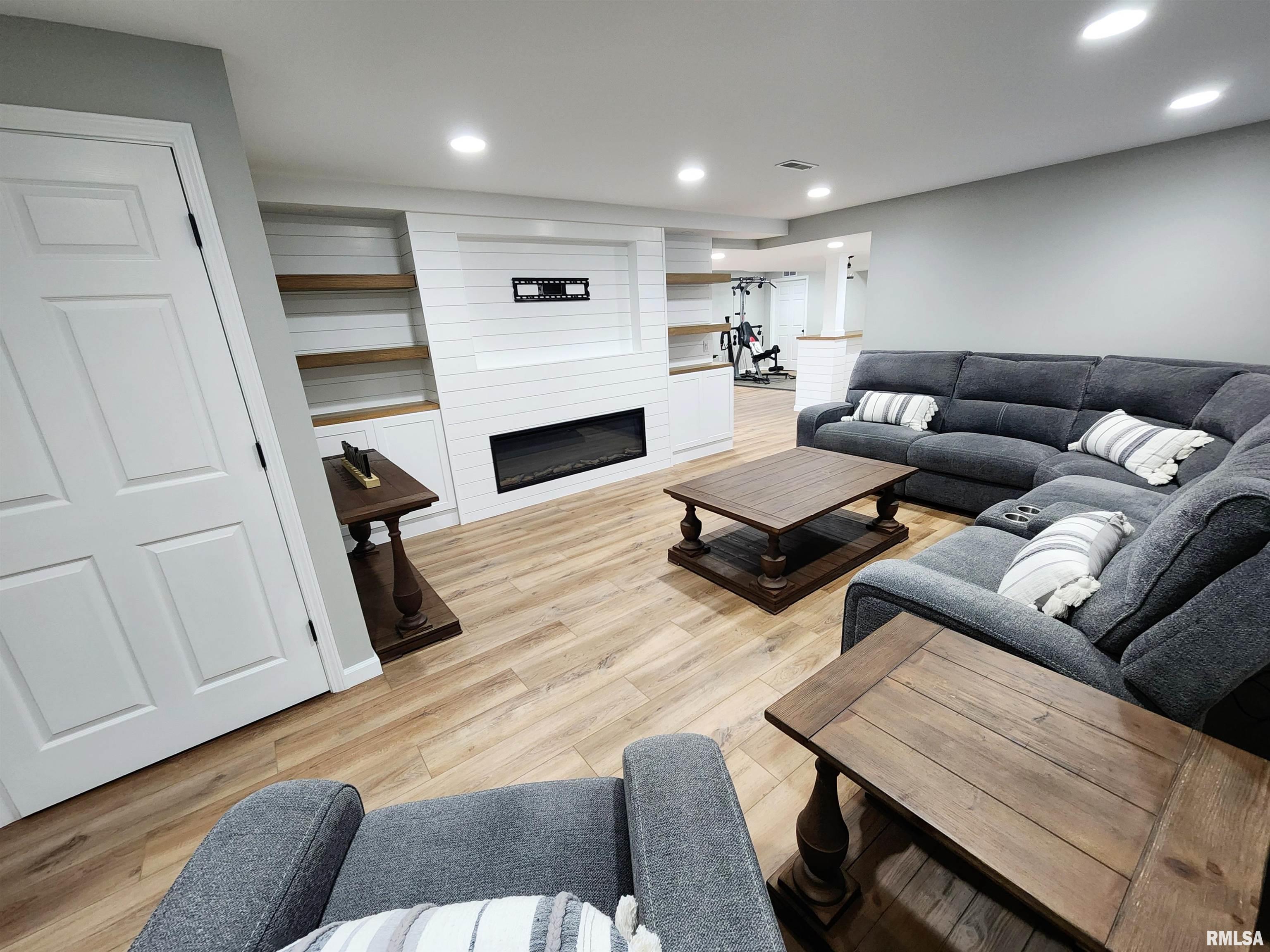 2004 North Woods Place Mount Vernon, IL 62864 - Photo 30 of 57