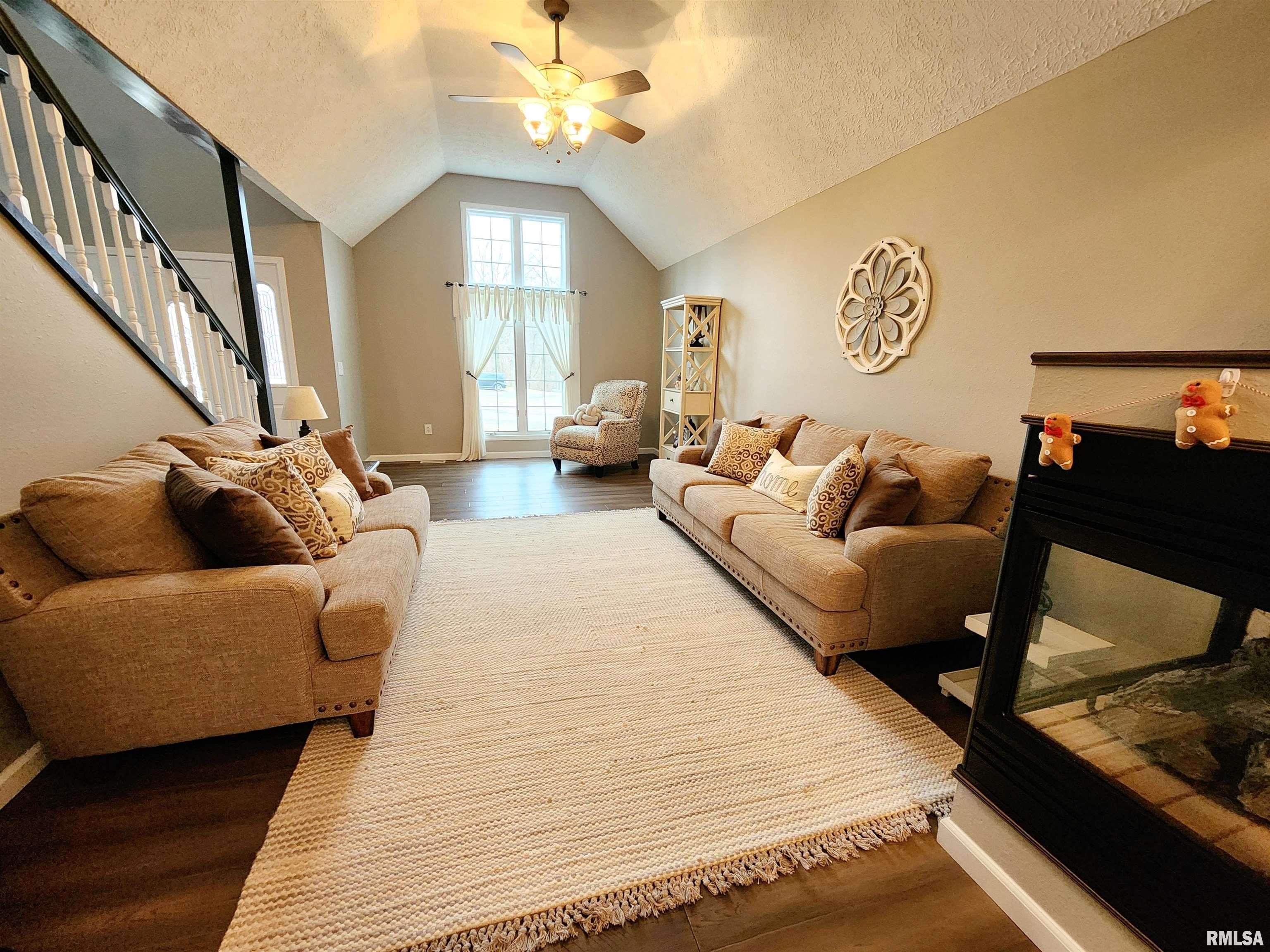 2004 North Woods Place Mount Vernon, IL 62864 - Photo 5 of 57