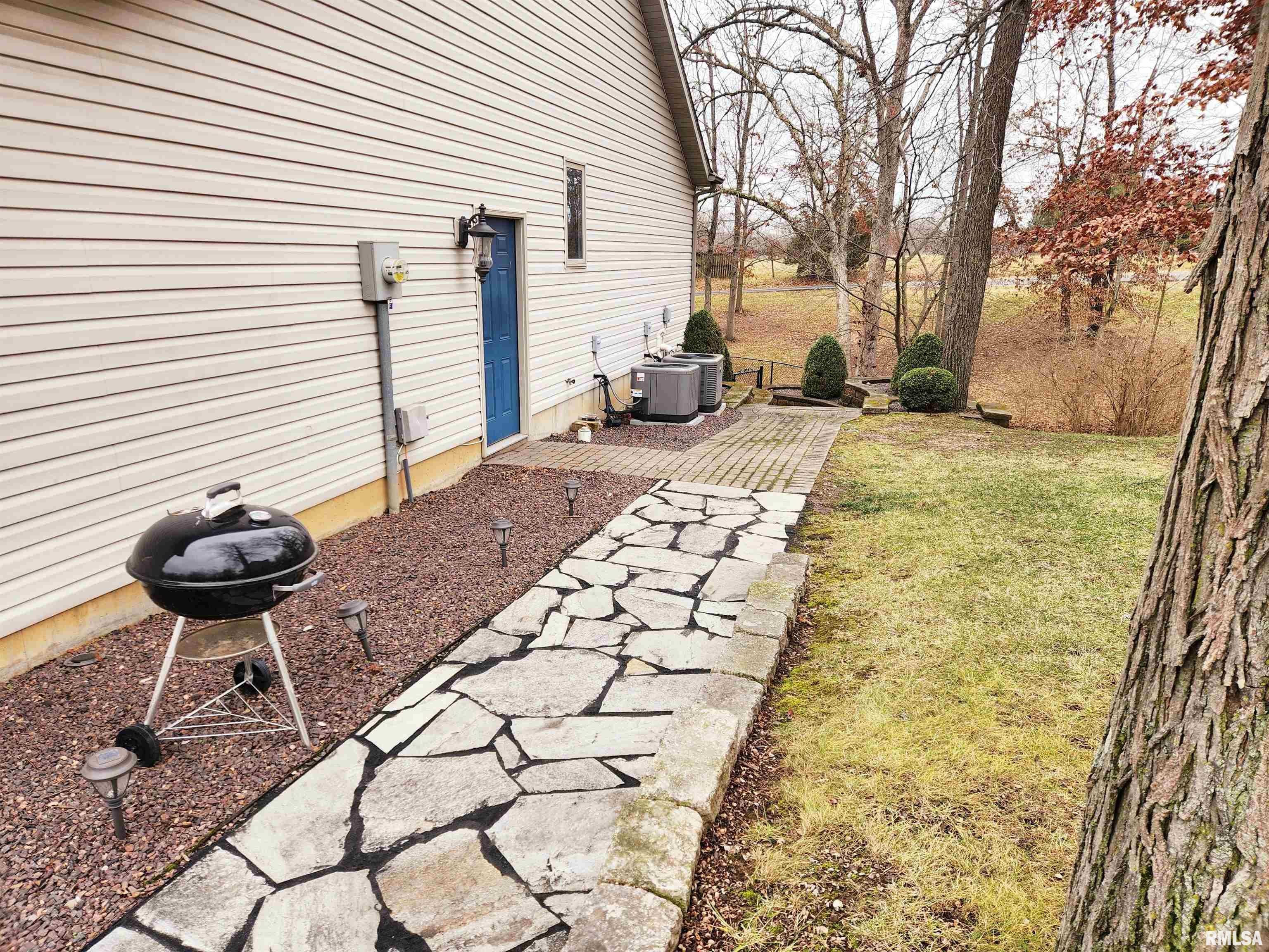 2004 North Woods Place Mount Vernon, IL 62864 - Photo 56 of 57