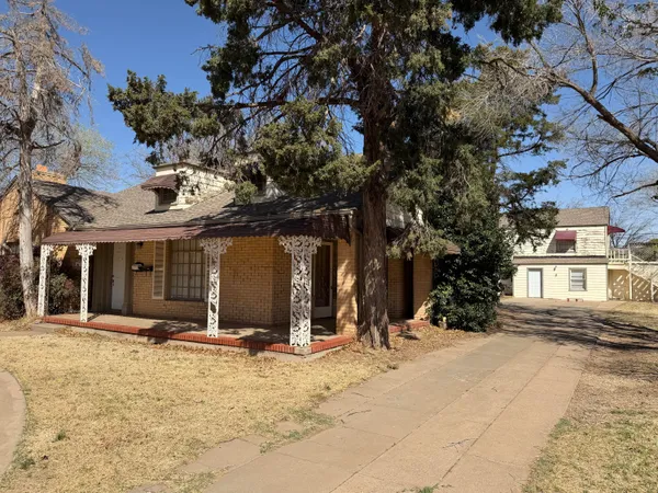 a view of a house