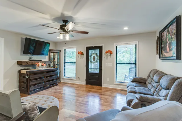 $464,900 | 411 Fay Creek Road, Wartrace, TN 37183