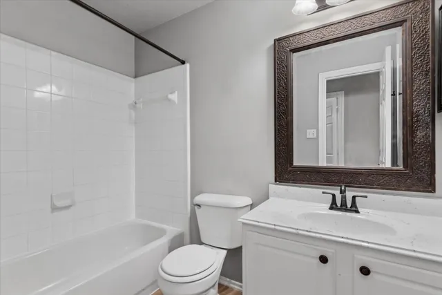 $2,300 | 71 Summer Haze Circle, The Woodlands, TX 77382