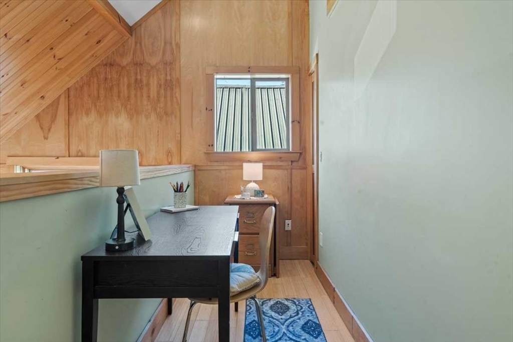 193 Nichewaug Road Petersham, MA 01366 - Photo 14 of 42