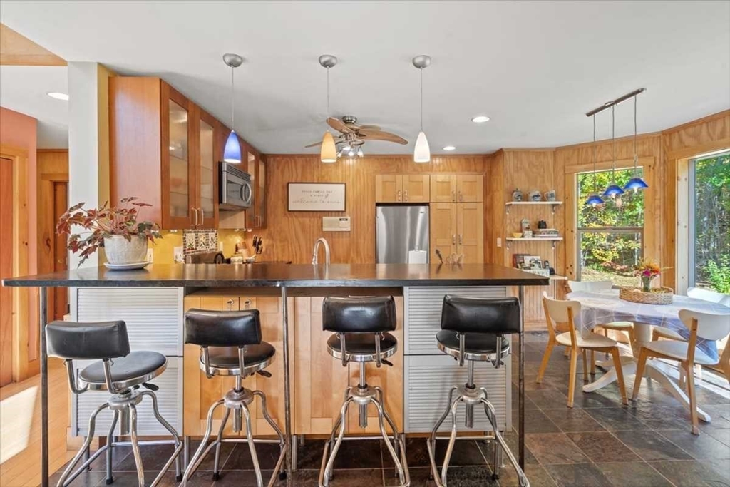 193 Nichewaug Road Petersham, MA 01366 - Photo 7 of 42