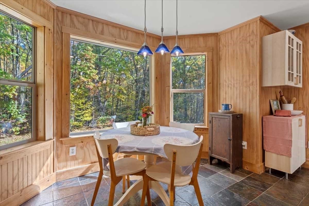 193 Nichewaug Road Petersham, MA 01366 - Photo 10 of 42