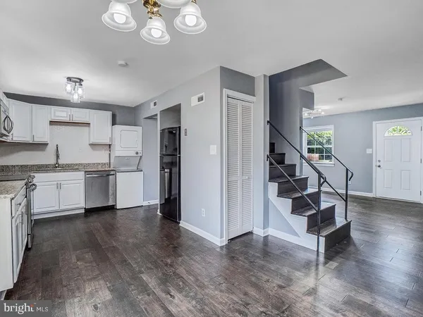 $2,300 | 330 Brock Square, Fredericksburg, VA 22401