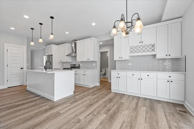 $575,000 | 2948 Old Glory Drive, Yorkville, IL 60560