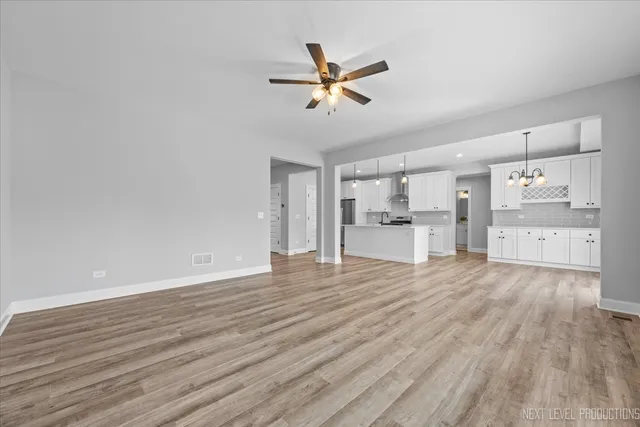 $575,000 | 2948 Old Glory Drive, Yorkville, IL 60560