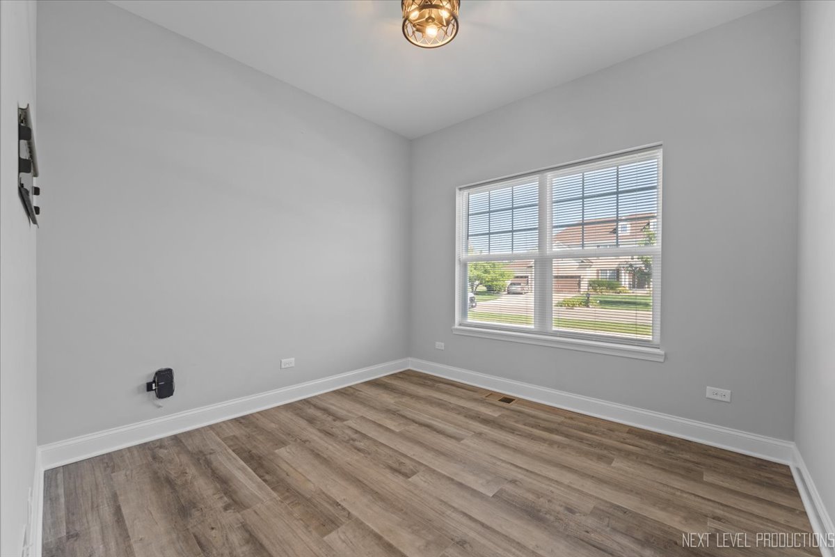 2948 Old Glory Drive Yorkville, IL 60560 - Photo 8 of 43