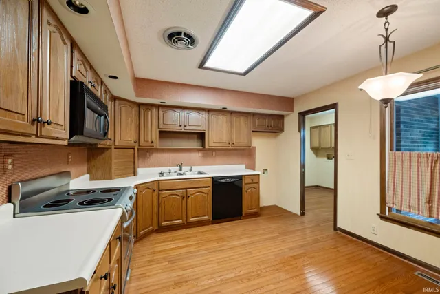 $335,000 | 1309 Lea Court, Frankfort, IN 46041