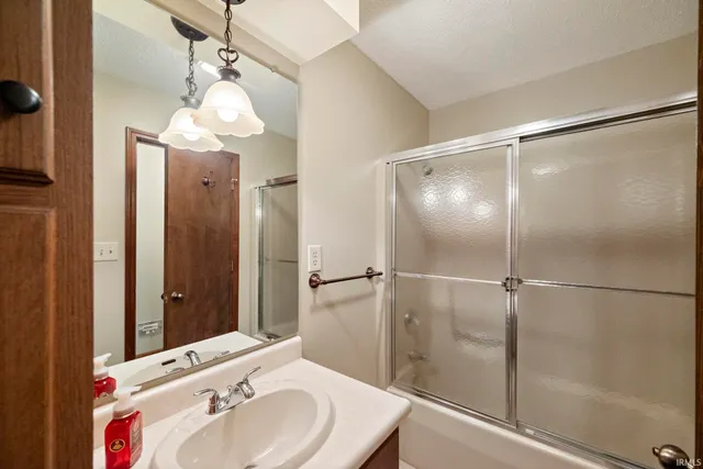 $335,000 | 1309 Lea Court, Frankfort, IN 46041