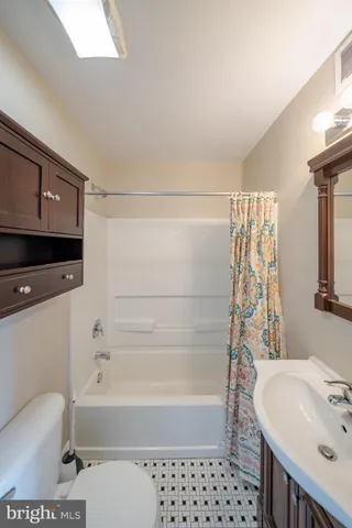 $1,650 | 236 West Market Street, Unit 2, West Chester, PA 19382