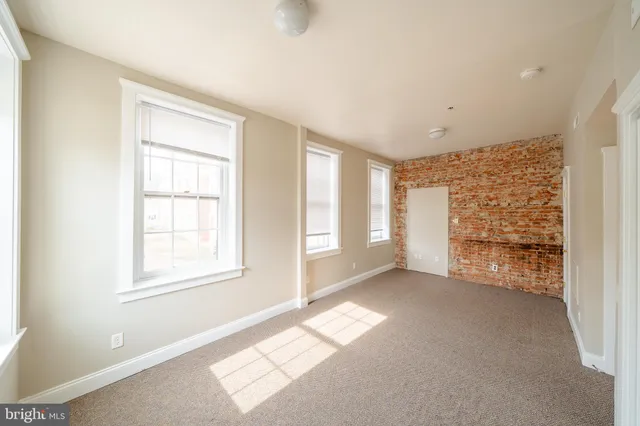 $1,650 | 236 West Market Street, Unit 2, West Chester, PA 19382