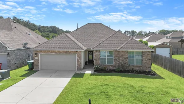 $259,500 | 36987 Oak View Lane, Denham Springs, LA 70706