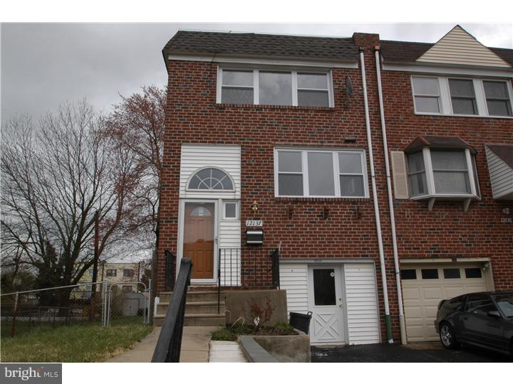 12137 Barbary Road Philadelphia, PA 19154 - Photo 1 of 17 Exterior Front
