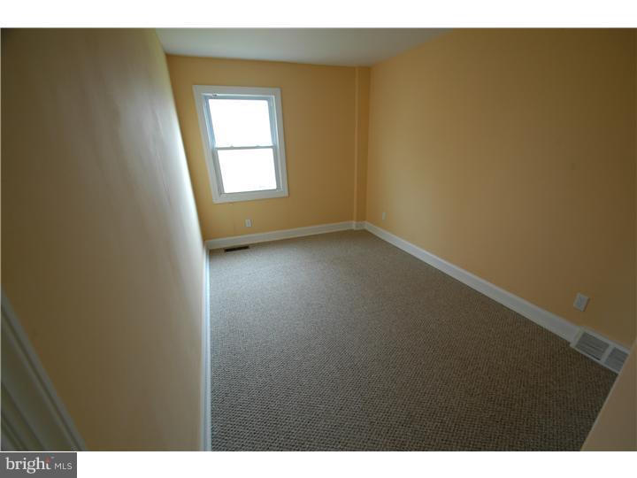12137 Barbary Road Philadelphia, PA 19154 - Photo 10 of 17 Bedroom 2