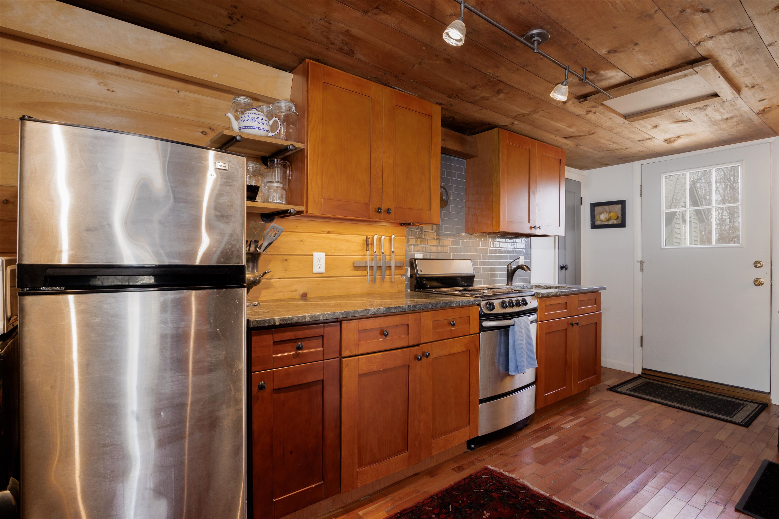 97 Wolfeboro Road Hanover, NH 03755 - Photo 7 of 27