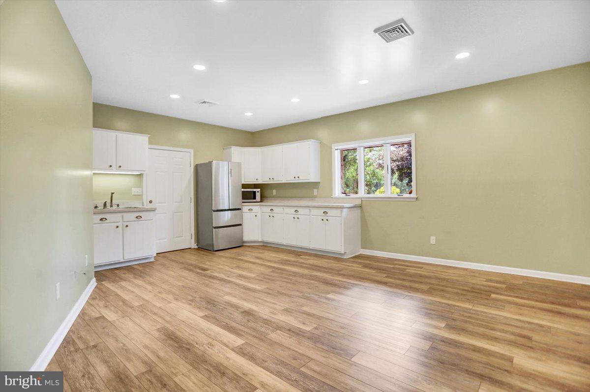 6685 Furnace Road Waynesboro, PA 17268 - Photo 29 of 45 Living /kitchen combo
