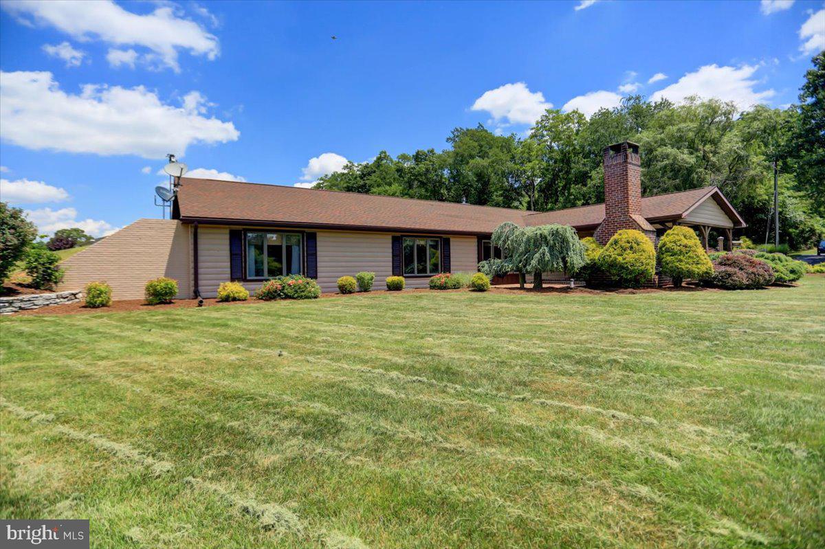 6685 Furnace Road Waynesboro, PA 17268 - Photo 41 of 45 Side view