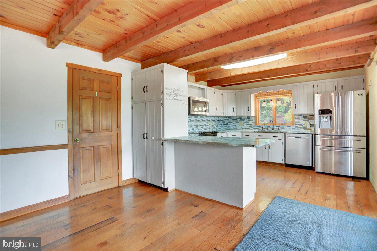 6685 Furnace Road Waynesboro, PA 17268 - Photo 8 of 45 Pantry space