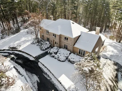 $1,995,000 | 132 Williams Road, Concord, MA 01742