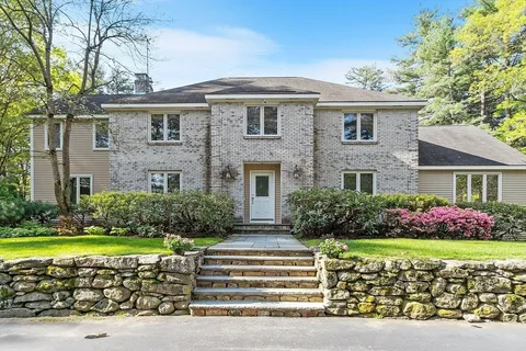 $1,995,000 | 132 Williams Road, Concord, MA 01742