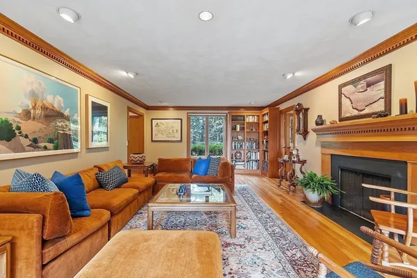 $1,995,000 | 132 Williams Road, Concord, MA 01742
