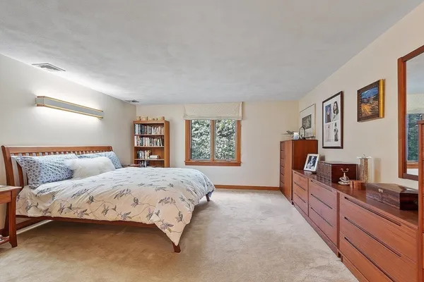$1,995,000 | 132 Williams Road, Concord, MA 01742