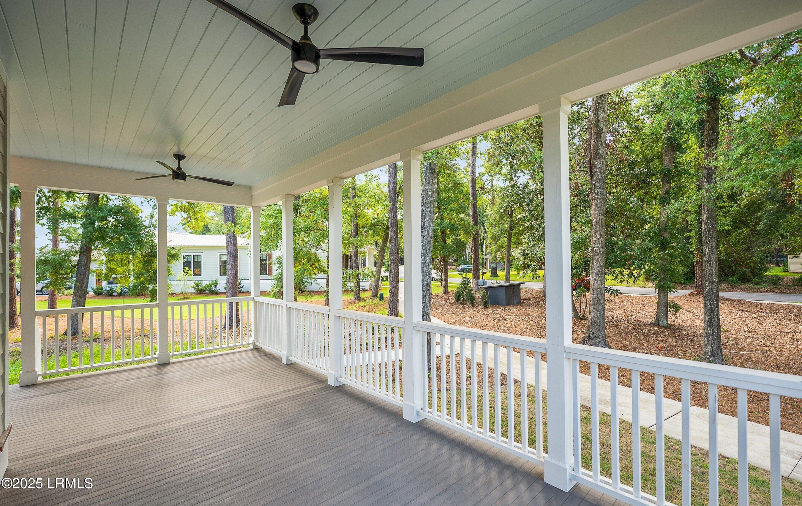 209 Harborview Drive Beaufort, SC 29907 - Photo 6 of 67 DSC00970-30.jpg-SMALL