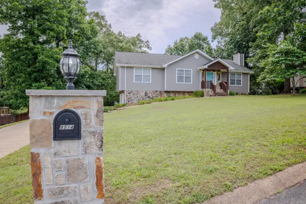 $405,000 | 8514 River Cove Drive, Harrison, TN 37341