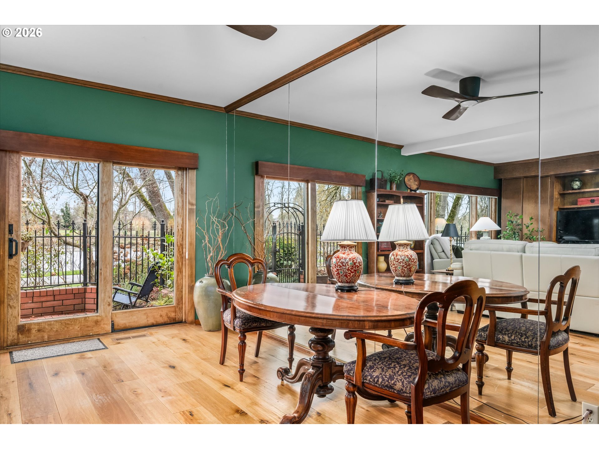 574 Wimbledon Court Eugene, OR 97401 - Photo 12 of 45