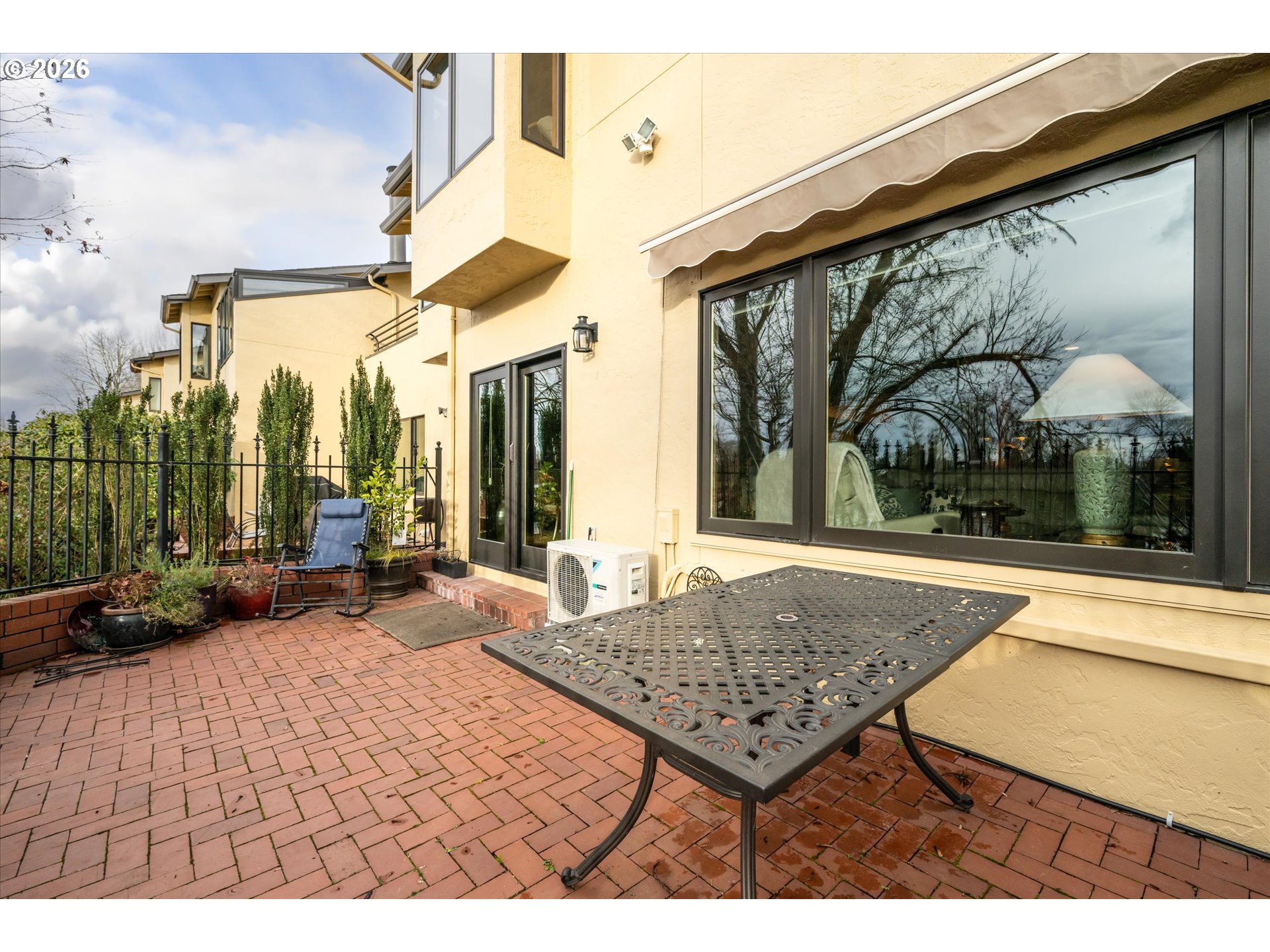 574 Wimbledon Court Eugene, OR 97401 - Photo 37 of 45