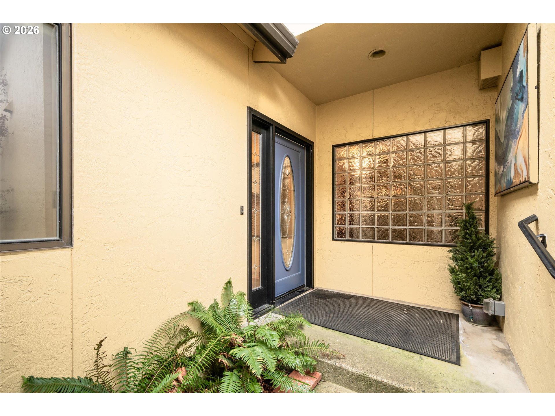 574 Wimbledon Court Eugene, OR 97401 - Photo 5 of 45