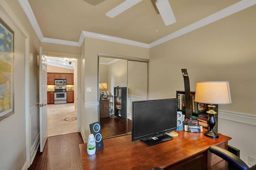 7625 Northwest 88th Way Tamarac, FL 33321 - Photo 15 of 46